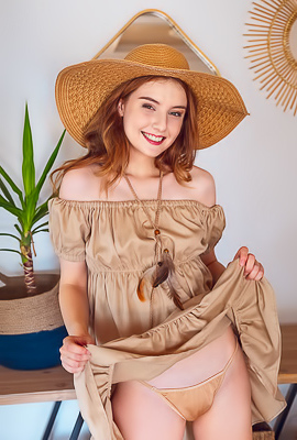 Shaven Redhead Teen Sienna