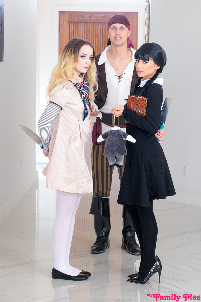 Aria Valencia And Maria Kazi - Picture 00