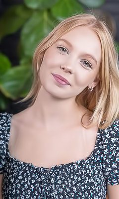 Liby Nicole With Lovely Breasts And Sexy Booty